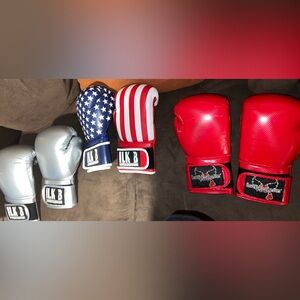 iLoveKickboxing.com Kickbocing gloves bundle (x3) 16oz.